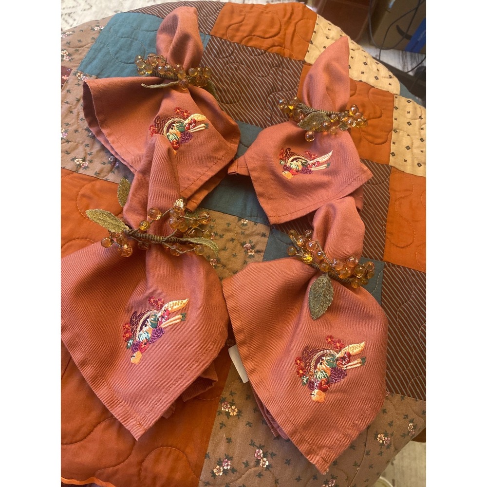 Set of 4 Thanksgiving Cornucopia Cloth Napkins Rust Orange with Beaded Rings